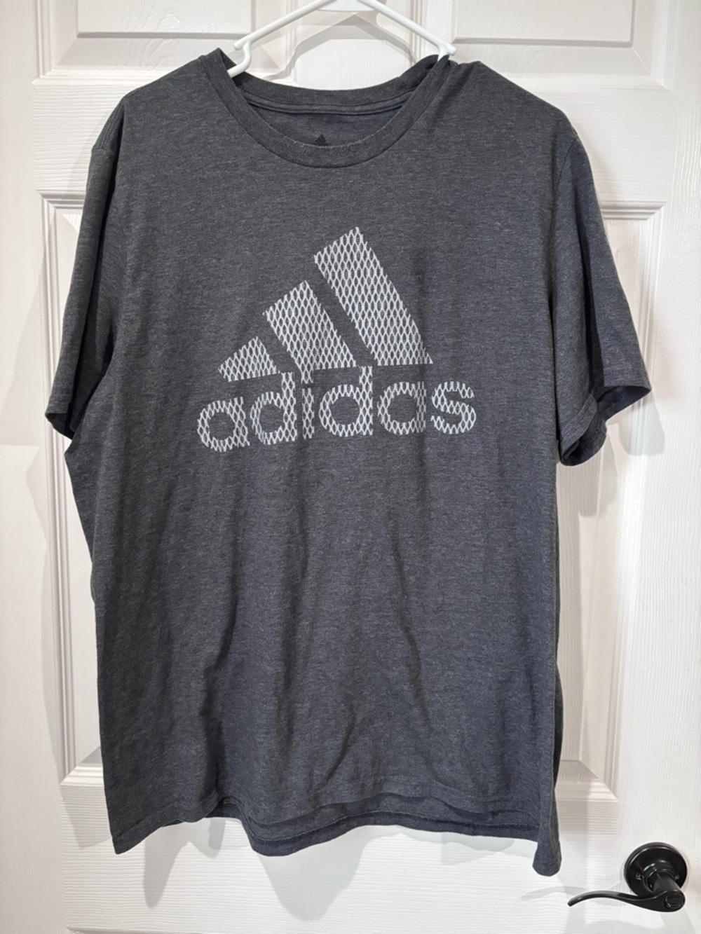 Adidas Amplifier Men's T-shirt XL Printed Logo tee Short Sleeve Gray